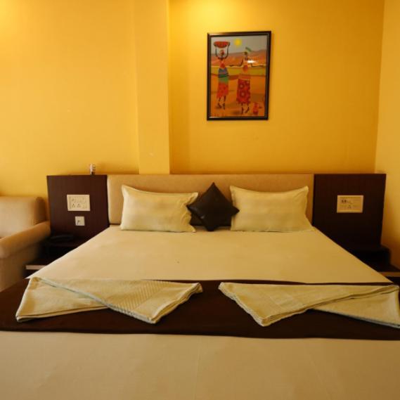 Golden View Resort And Restaurant Tajpur Exteriör bild