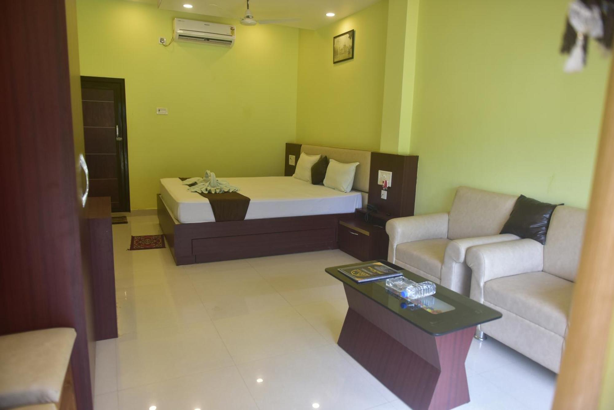 Golden View Resort And Restaurant Tajpur Exteriör bild